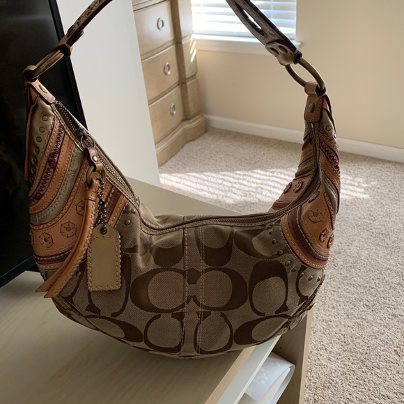 Coach purse - Picture 1 of 3